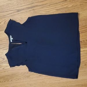 41 Hawthorn Dawney scallop trim navy blouse, size medium